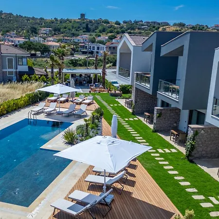Apartment Lodhous Cunda Pool