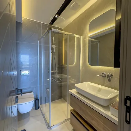 Lodhous Cunda Pool Apartment *