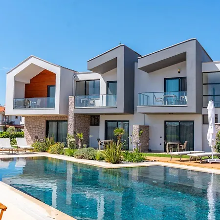 Lodhous Cunda Pool Apartment Ayvalik
